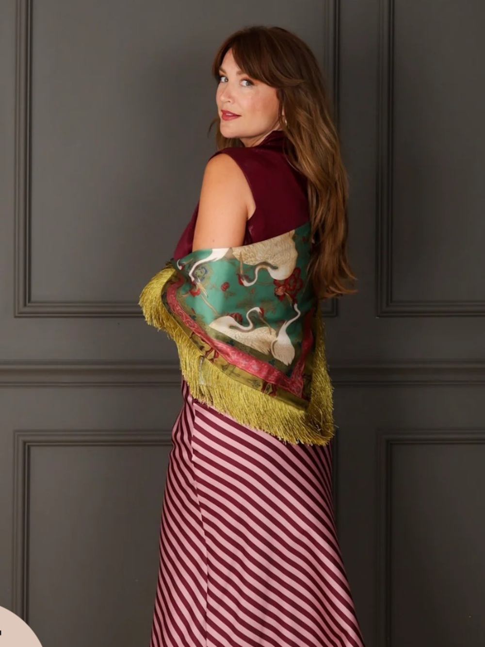 Chartreuse square satin scarf with fringe - Picture 2 of 4